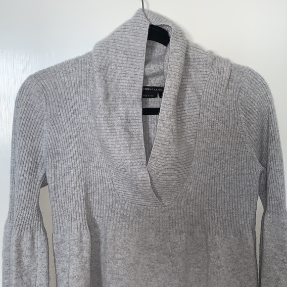 BCBGMazaria Gray cashmere sweater - Picture 3 of 9